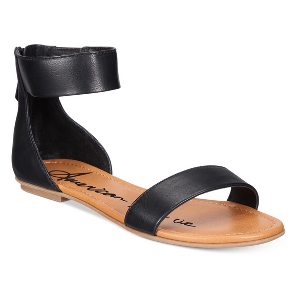 American Rag Shoes - American Rag Keley Sandals Size 9.5✨